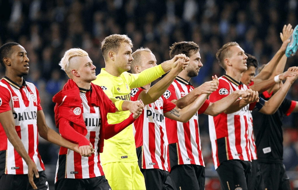 转会期体能课后,埃因霍温门线救险备战足总杯,质疑声仍在,细节决定成败的简单介绍 转会期体能课后,埃因霍温门线救险备战足总杯,质疑声仍在,细节决定成败的简单介绍